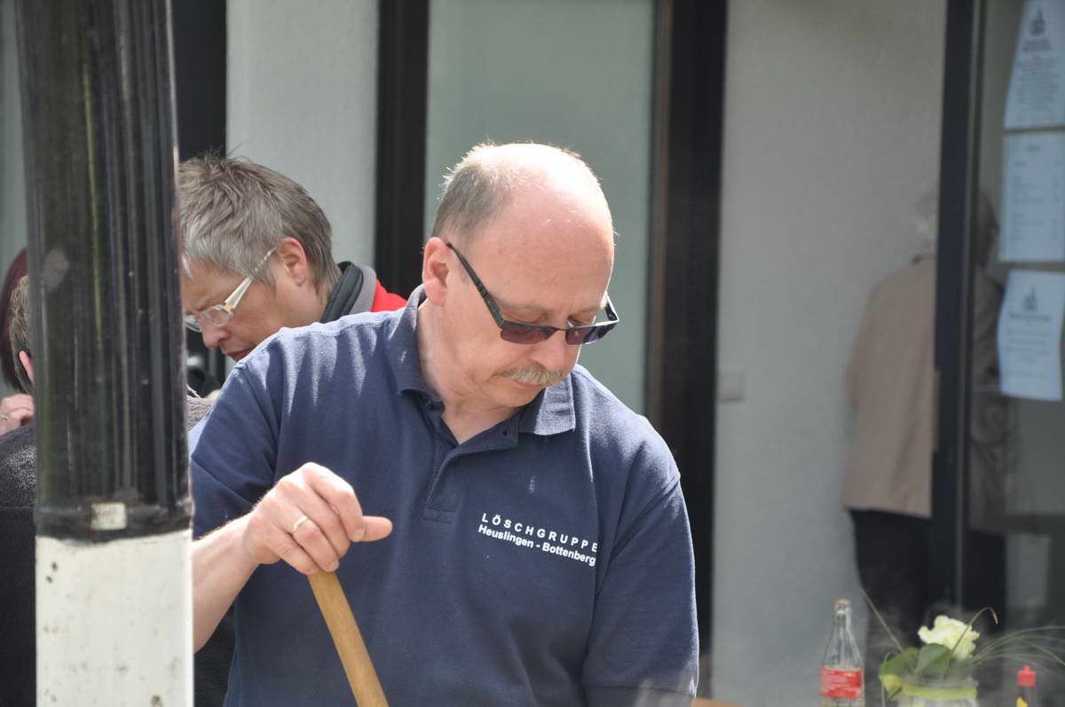 2012-05-13 Kirchenfest HB 048.jpg